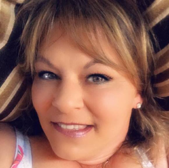 Meet your Posher, Ronda - Picture 1 of 1